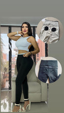 Pantalón con faja interna y levanta cola
